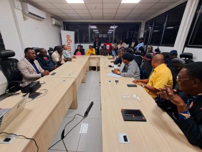 ORANGE GUINEE : LES MEDIAS VISITENT LE SITE TECHNIQUE DE SONFONIA