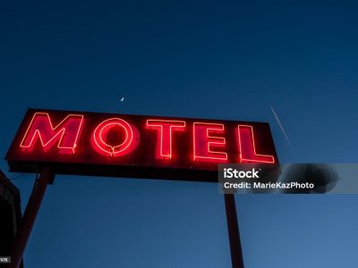 DIXINN : un homme de 55 ans retrouvé mort, sa compagne en fuite